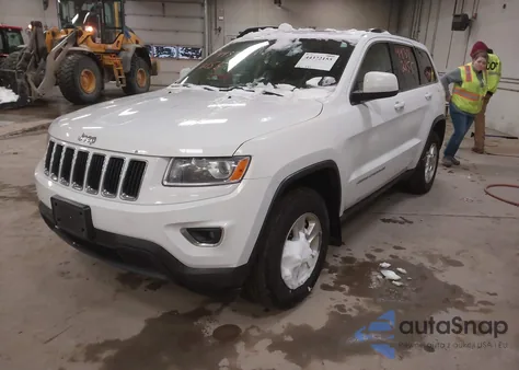 2015 Jeep Grand Cherokee Laredo z USA, uszkodzony, nr VIN 1C4RJFAG6FC122095